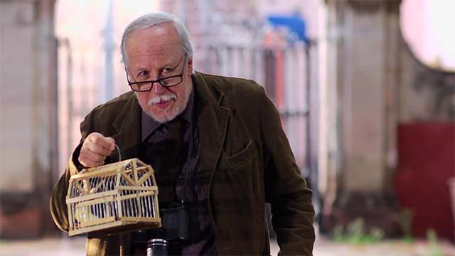 Pelicula Dos jaulas, edición Alo Briones
